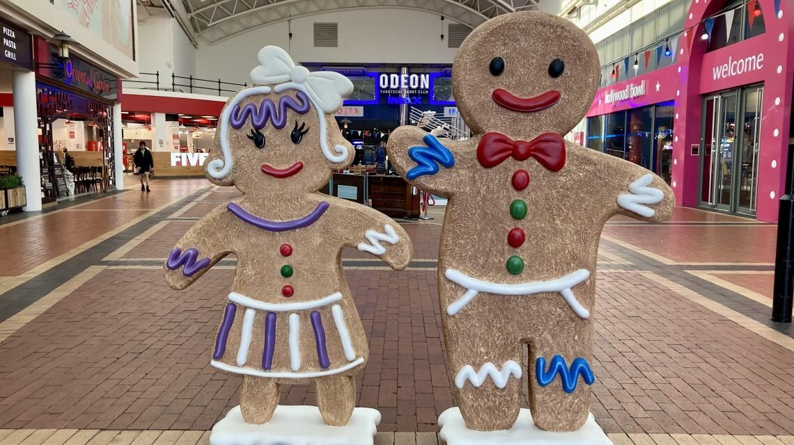 A gingerbread man and lady in The Red Dragon Centre