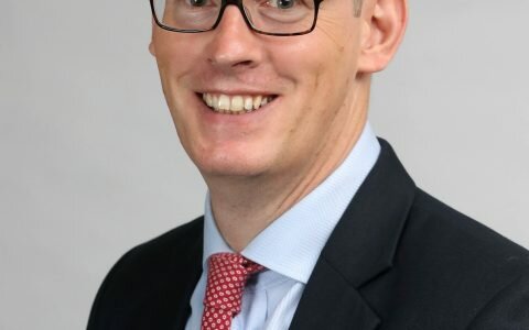 Headshot of Lloyd Powell.